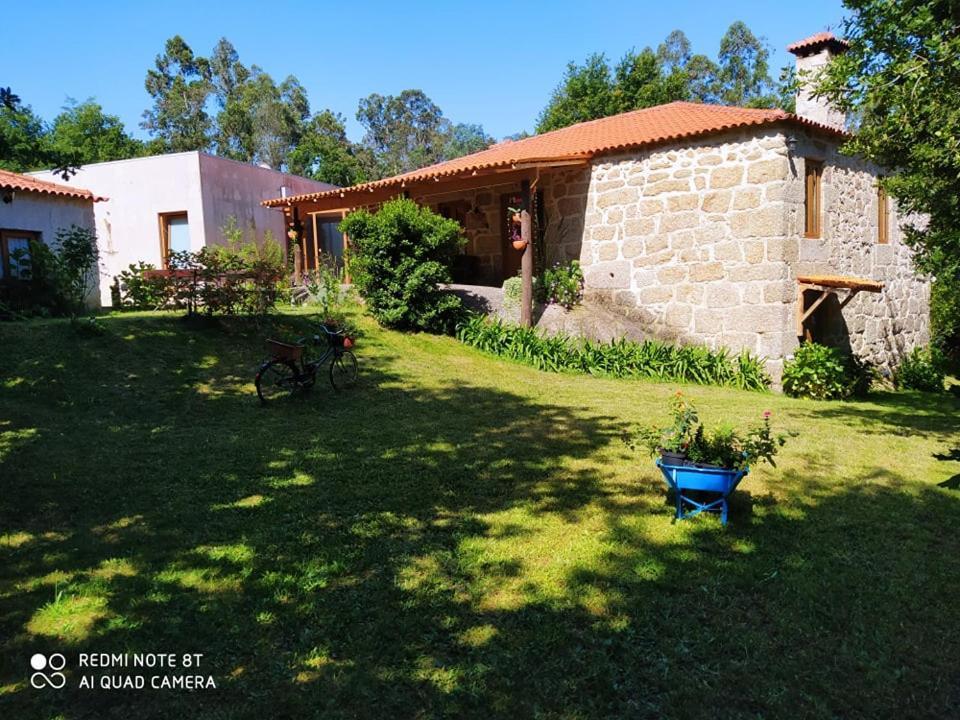 サンタ・コンバ・ダン Casas Vale Martinho Bed & Breakfast エクステリア 写真