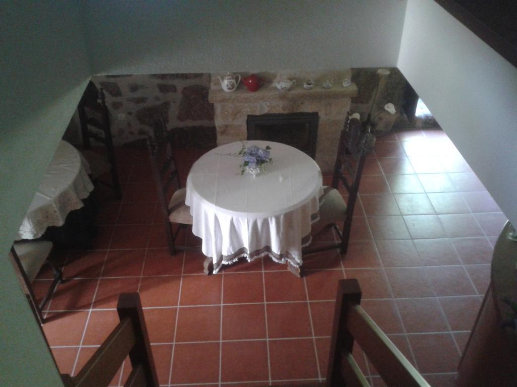 サンタ・コンバ・ダン Casas Vale Martinho Bed & Breakfast エクステリア 写真